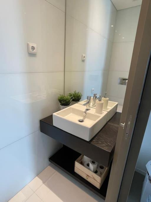 Fuzeta Stylish 1 Bedroom Apartment - Amazing Views Exterior foto