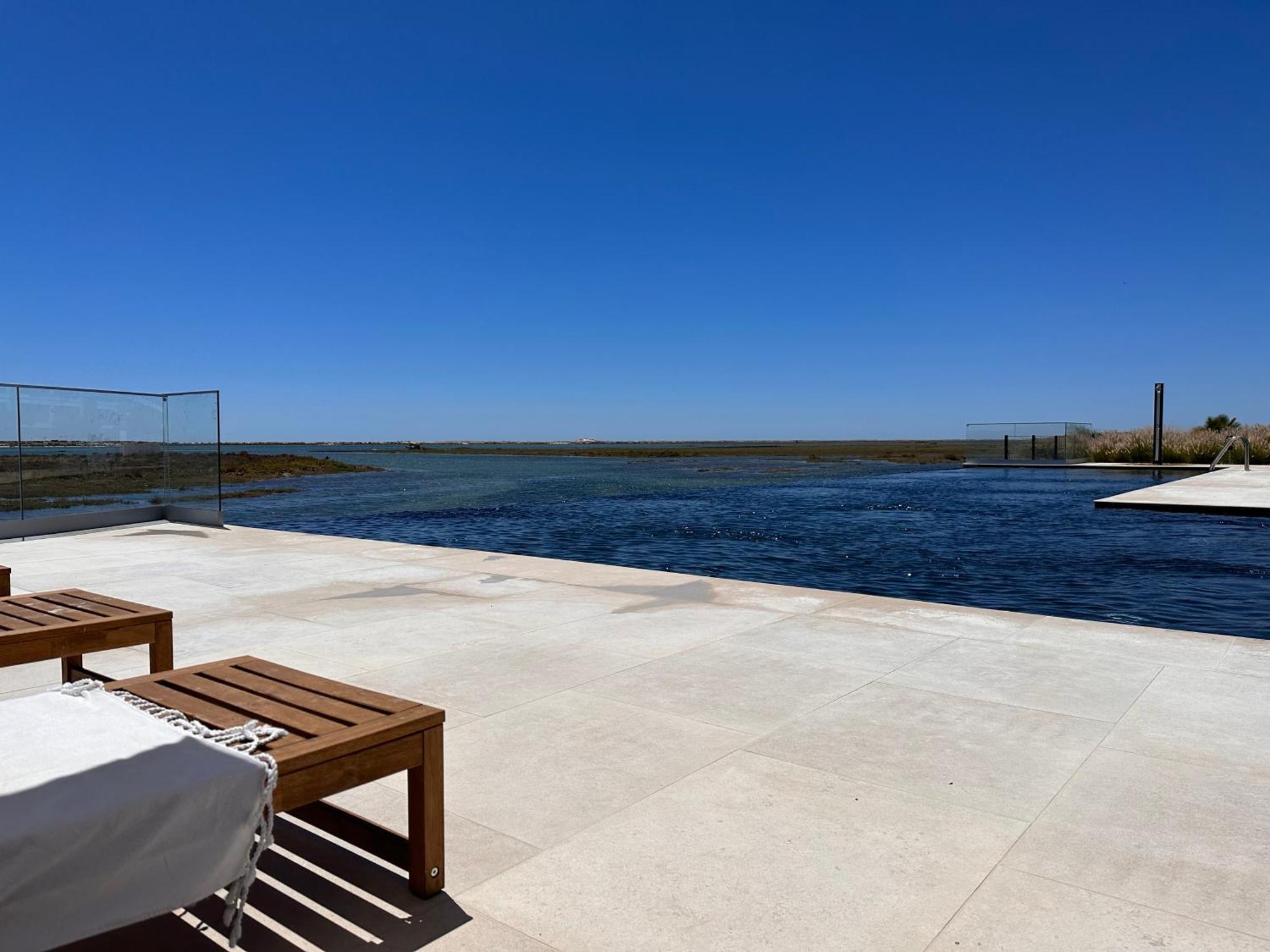 Fuzeta Stylish 1 Bedroom Apartment - Amazing Views Exterior foto